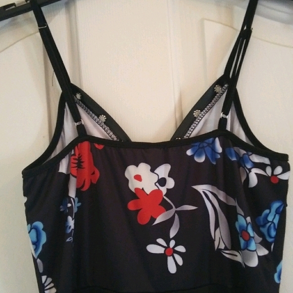 Fiali Black Flower Skater Dress Size Medium - Picture 4 of 7